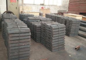 水泥機襯板耐磨件鑄造廠家的研發(fā)與生產(chǎn)[江河]